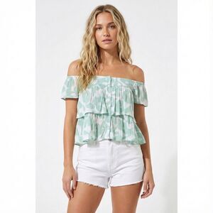 Promesa Floral Off Shoulder Top Medium Summer Green Tiered Ruffle Boho NWT